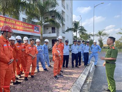 Huy động sức mạnh tổng hợp, phối hợp thường xuyên để nâng cao năng lực chữa cháy, cứu nạn, cứu hộ